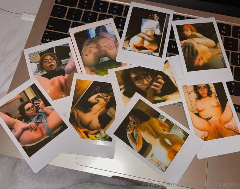 would u put my polaroid in ur wallet or maybe on the dash in.. 3