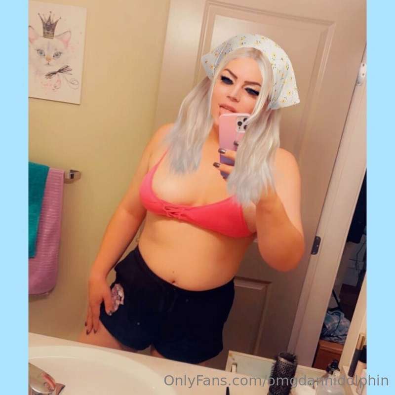 I’m a social media slut 🤓🐬 20