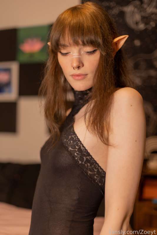 Zoeyt - Fansly - 04 Nov, 2022