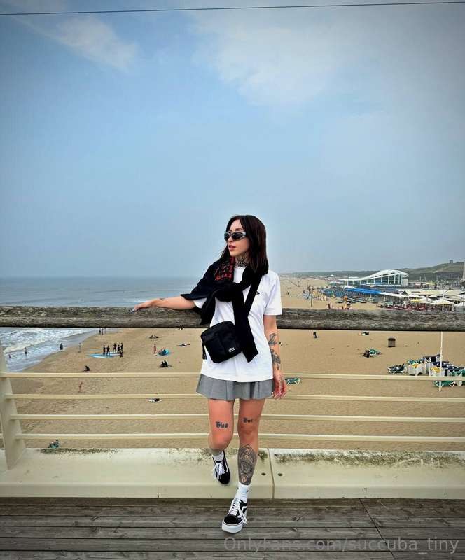 Walking in the fresh air, especially by the sea, is a real p..