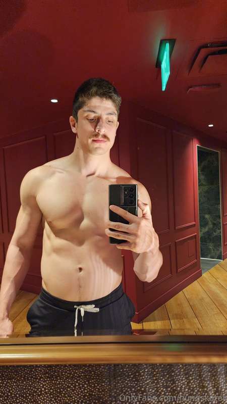 Fancy LA gym 1