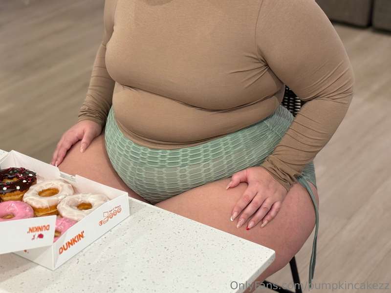 Got some donuts to make my ass even fatter :) 