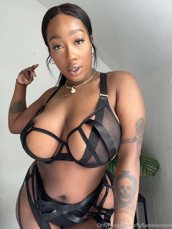 Effyflamelondon - Onlyfans - 06 Sep, 2021
