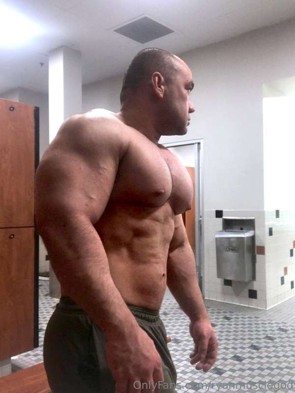 Ryanmusclegod - Onlyfans - 13 Mar, 2025