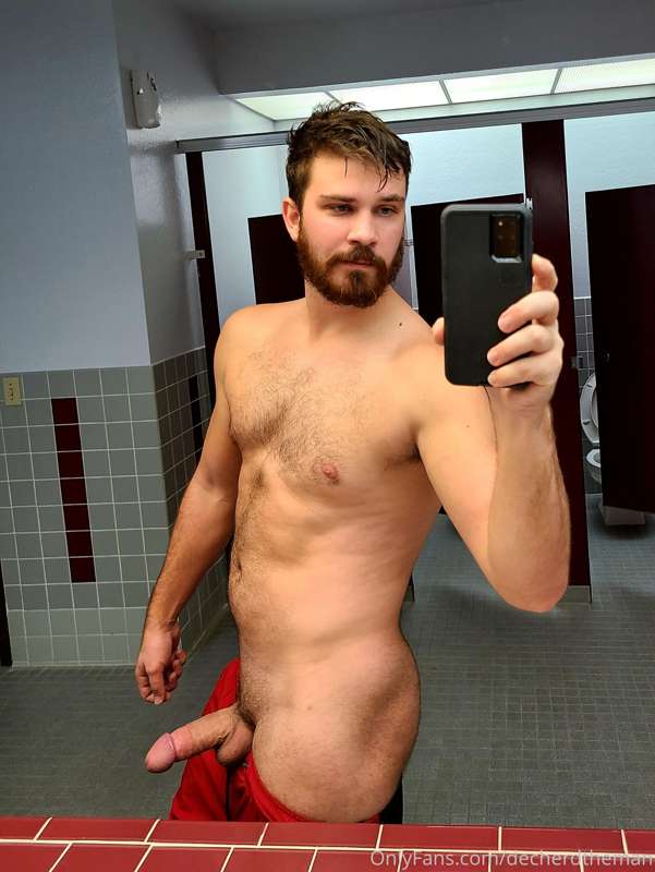 Happy holidays. Any volunteers to drain me and give me a mas..