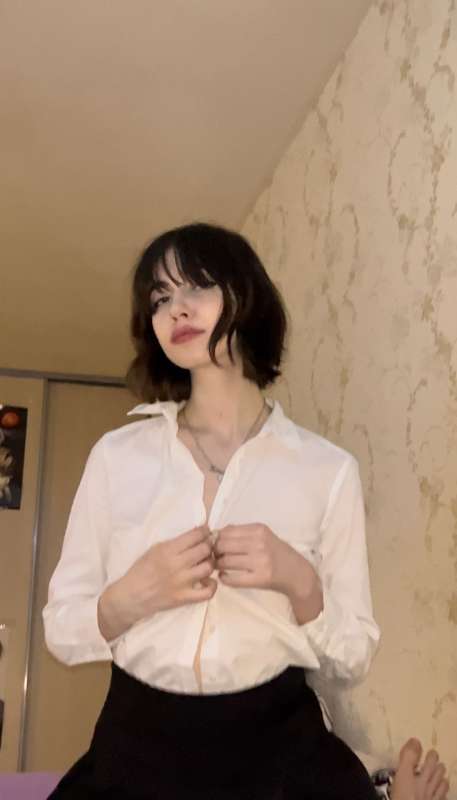 Yoursmalldoll - Fansly - 23 Dec, 2022 3