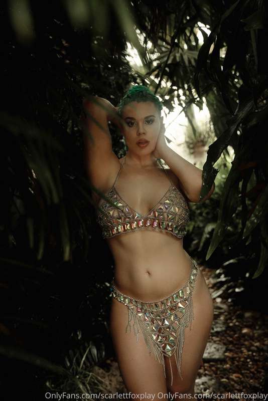 First uncensored Ohrangutang set!! Booty out in The Jungle
