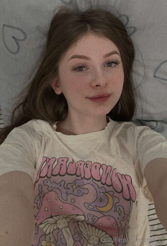 🛏️ And I'm already in bed... Plaid, silence, favorite pajama..