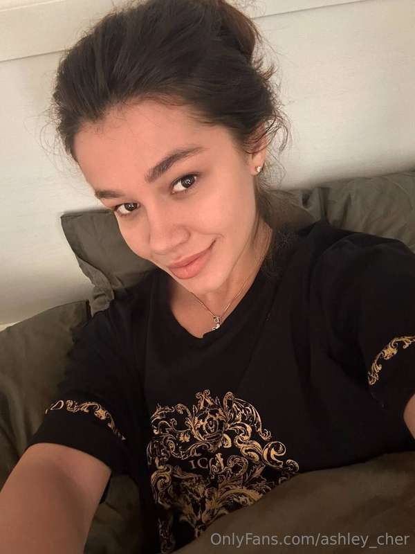 I love lying in bed - it's a real high! 🛏️✨ When you can wra..