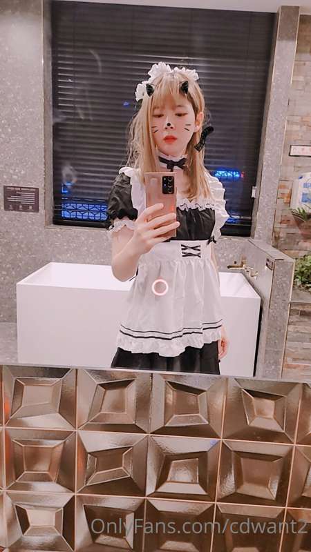 메이드복 사진 26장!!

26 photos of maid clothes!! 3