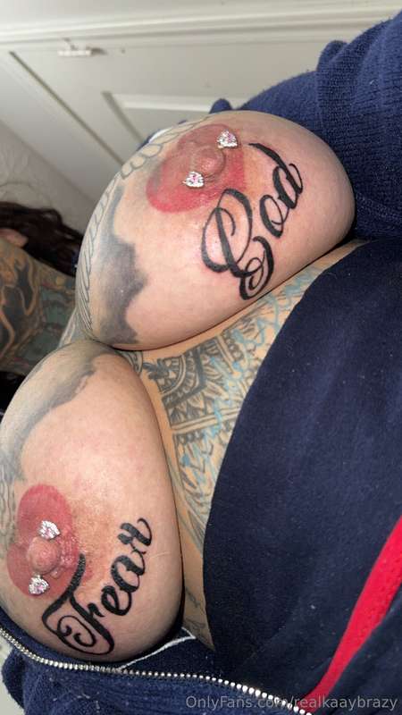 New tattoo you like it ?? Yes or no 