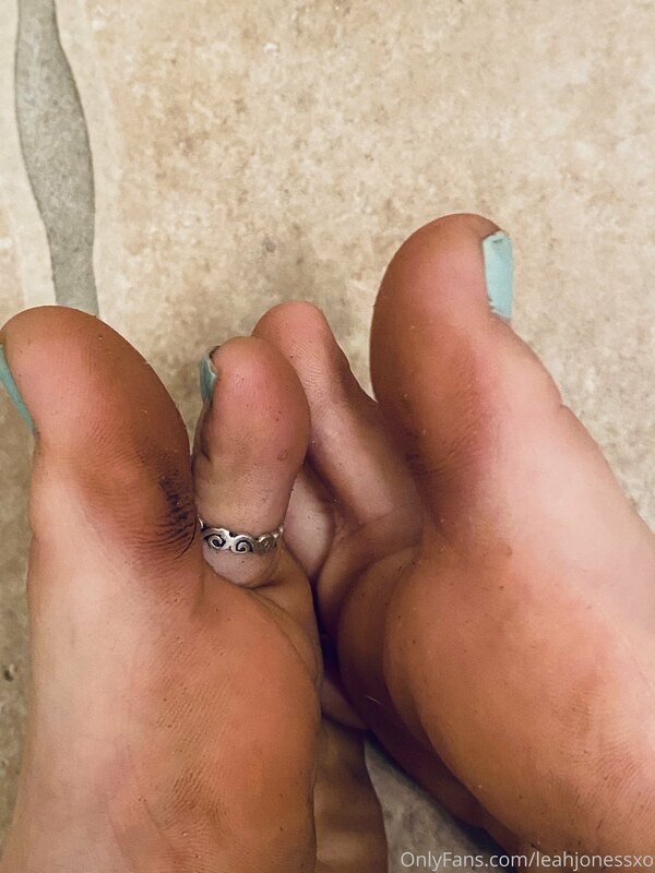 You like them dirty? suck them clean peasant?