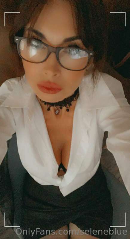 # MY GIRL IS WANTING COCK RIGHT NOW QUICK ⬇️😏
https://onlyfa.. 7