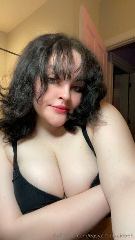 Easycherrypie666 - Onlyfans - 28 Dec, 2023 3