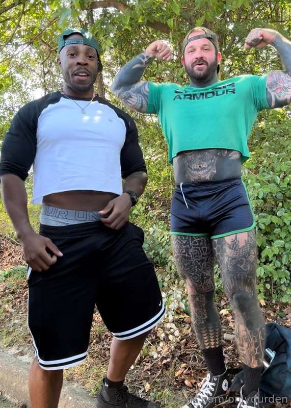 I’ve got 4 insanely hot videos with this mega stud 🥵 3 slopp..