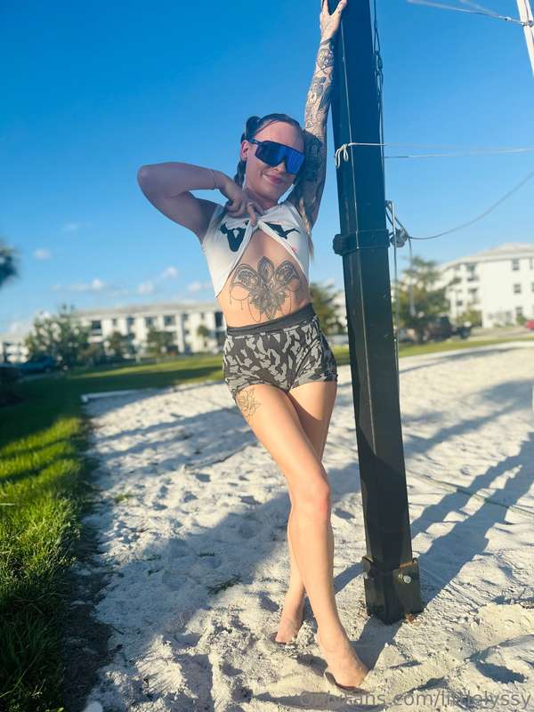 Outdoor whore 😛 19