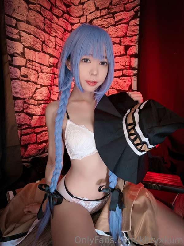 ♡ part 2 ♡
hello, my name is roxy and i'll be your magic tut.. 37