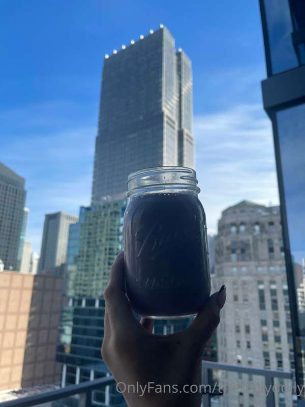 HAPPY SUNDAY BABES😈💜
💜What’s in my protein shake ?💜
-Blueber..