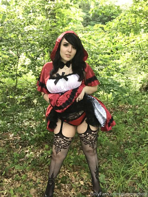Im wandering the forest all alone, looking for the big bad w.. 35