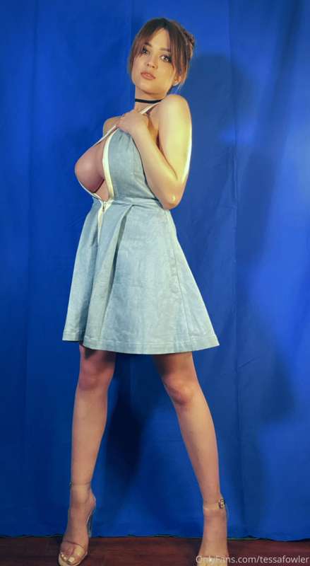 gotta love a cute Easter UNdress ;) 
well in the spirit of e.. 3
