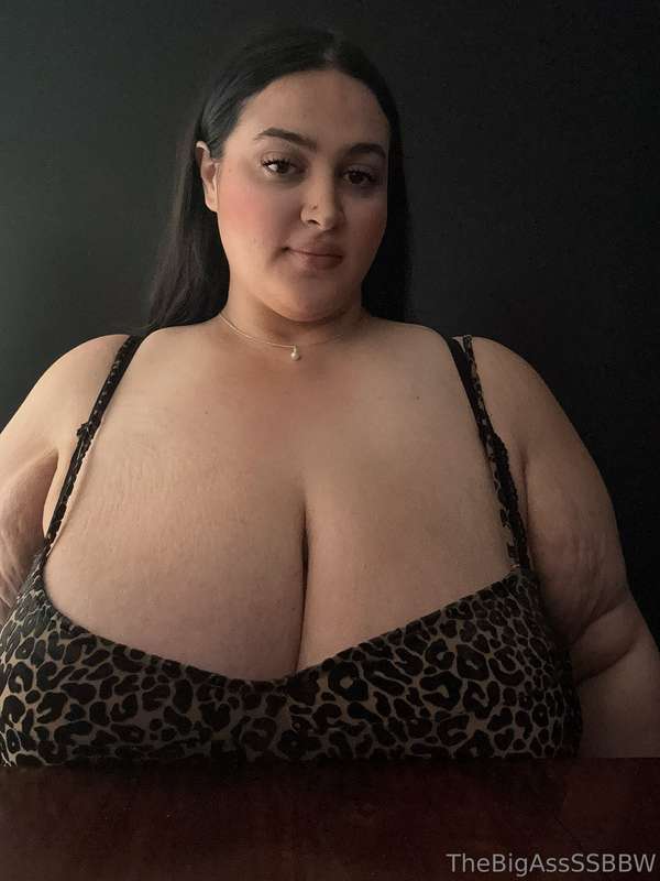 Happy Titty Tuesday 😏