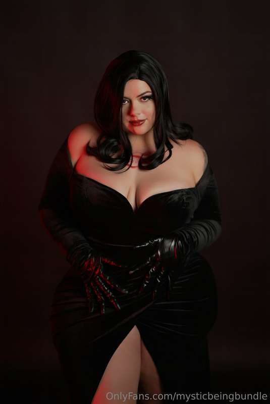 Day 29 of 31 days of Halloween! | Lust from Full Metal Alche..
