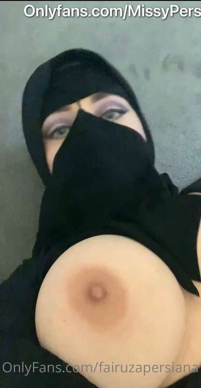 Fairuzapersiana - Onlyfans - 27 Jun, 2022