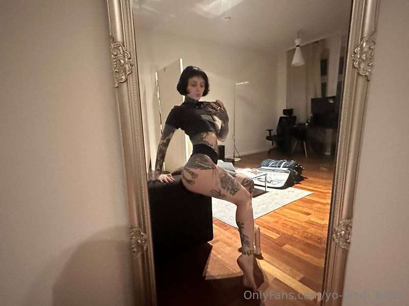 You like my fat ass, you're gonna spank me till I cum? 3