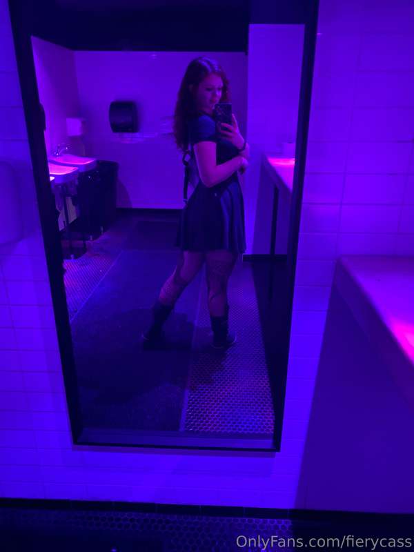 I like being a bad girl in public 2