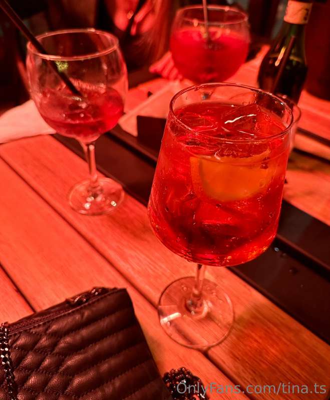 🍹✨ A Magical Evening with My Besties! 🌟👯‍♀️ We've gathered a..