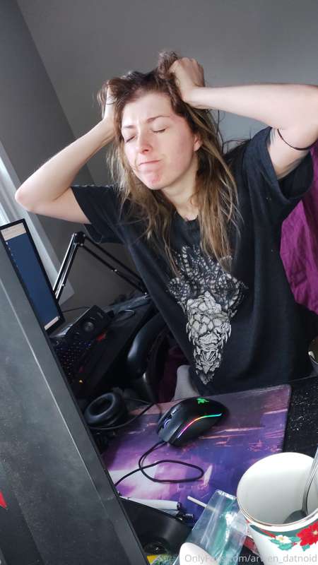 Sorry for the lack of posts. December is my 7 year anniversa..