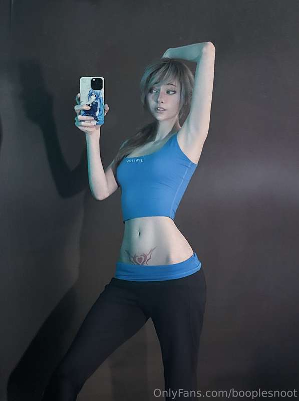 let’s burn some calories today ! 💙 8