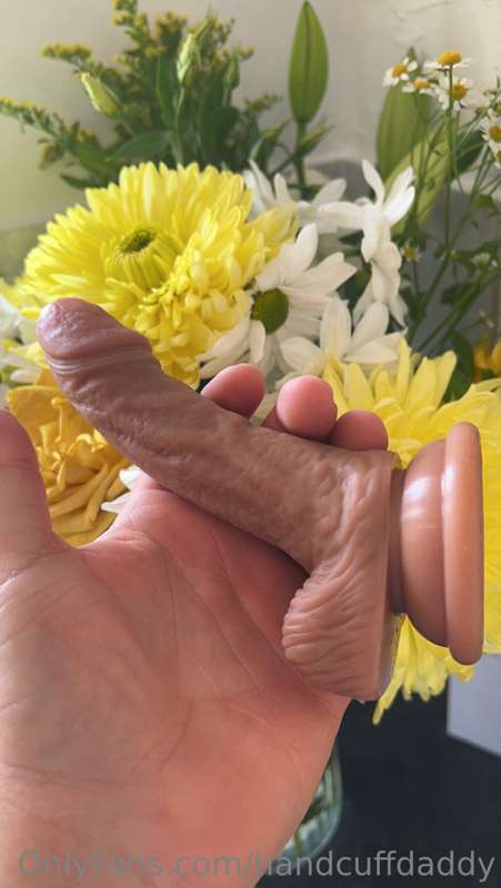 Anal play and a cum shot 👀😈💦🍆
