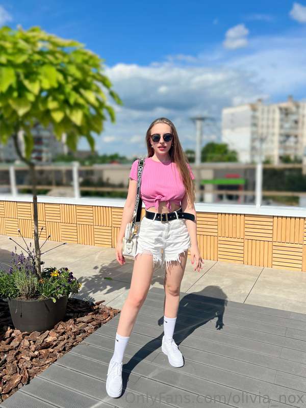 I love when the weather is nice, especially when the sun is ..