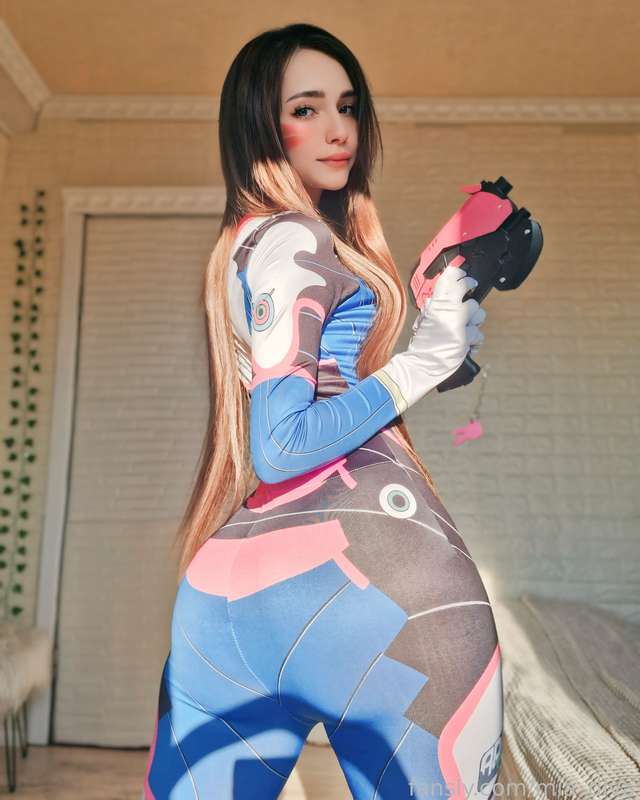 Mia_Dddd - Fansly - 03 Oct, 2024