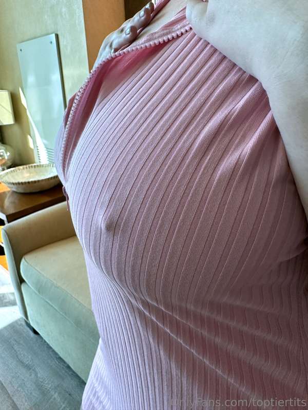 Photo Set 1: Maxine in Pink DressRemember to have renew on i.. 15