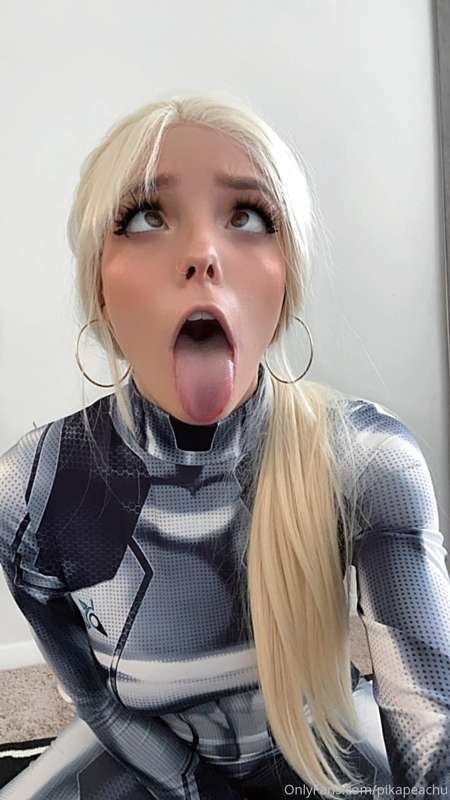Zero suit Samus selfies 🖤😳 12