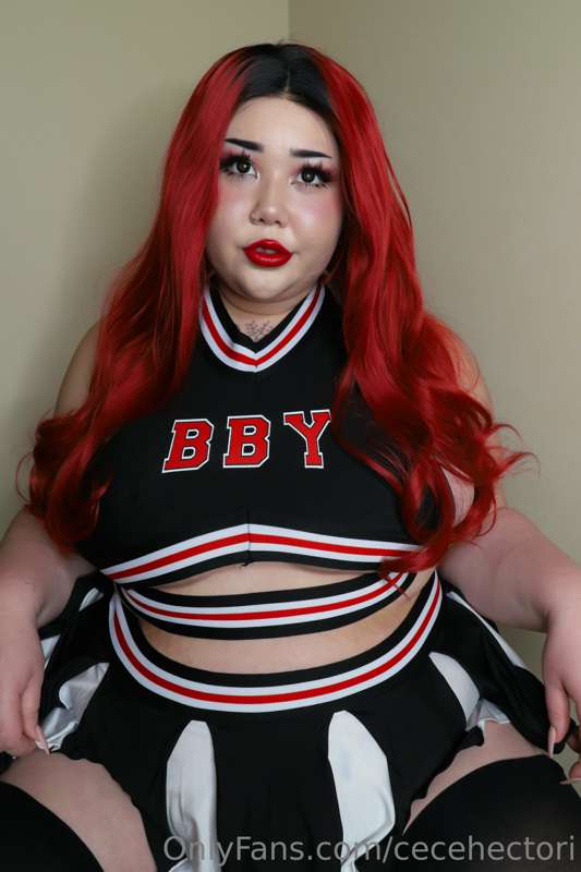 1, 2, 3, 4, 
do me right here on the floor! 📣 12