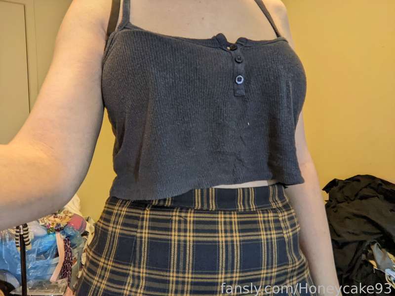 Honeycake93 - Fansly - 13 Apr, 2023 32