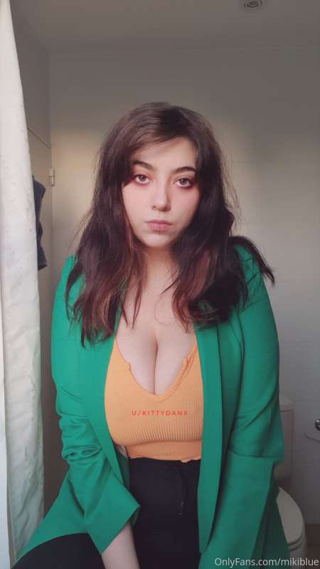 [11 pics] SPOOKY MONTH DAY 2: the glasses have not arrived y.. 6
