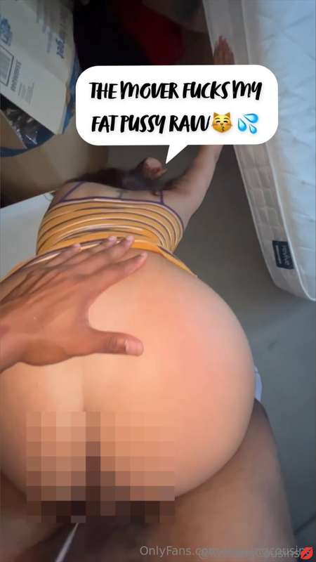The mover fucked me RAW on the job!🤤 my parents asked me to ..