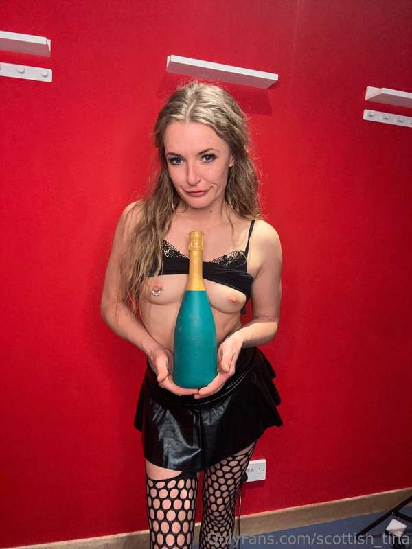 Happy Friday … wana drink with me?? 
