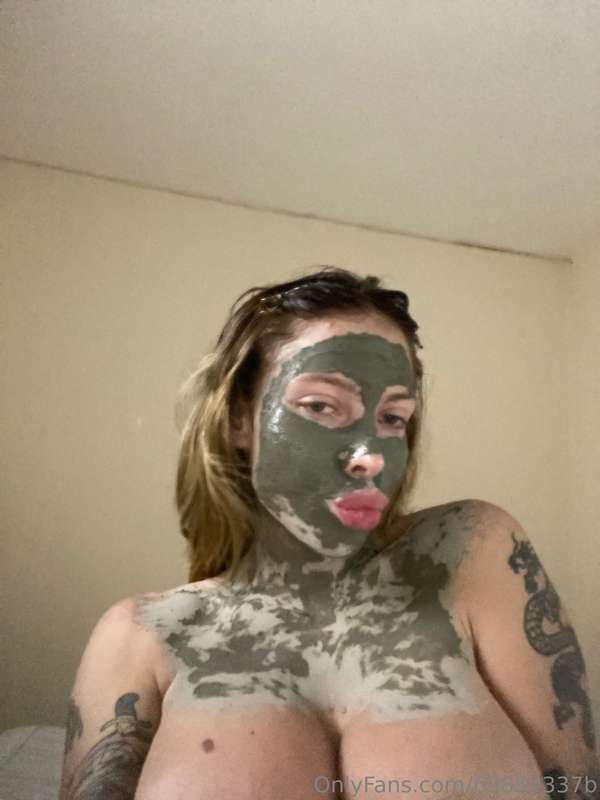 🧖‍♀️🧖‍♀️🧖‍♀️🧖‍♀️🧖‍♀️ 8