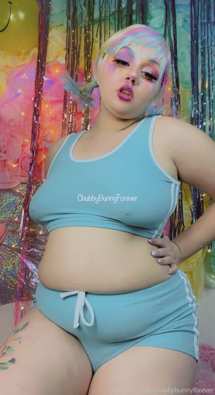 This comfy outfit hugs my curves so nicely Ehehe don't u agr.. 2