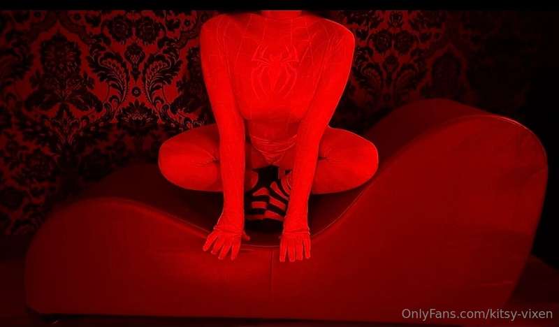 Who’s ready for Spider-Girl to sit on your face and poison y.. 2