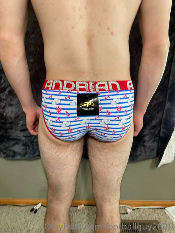 Andrew Christian looks pretty good on me! Set 4 6
