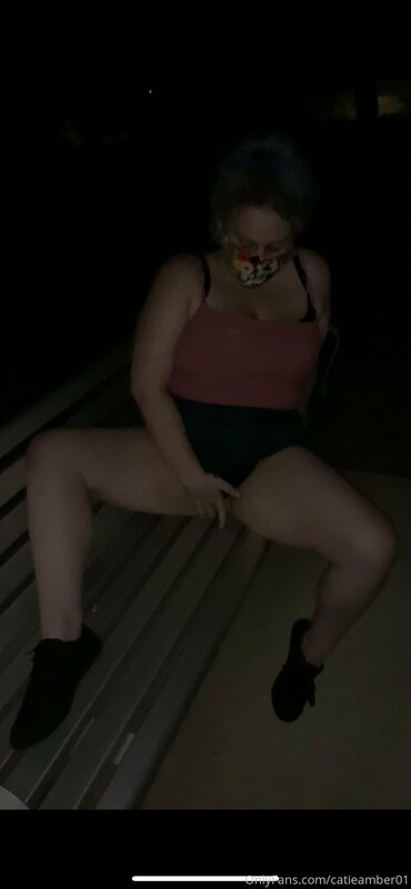 Check ur dms for a naughty video of me getting off on this b.. 2