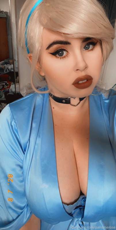 Random cinderella photos cause i felt hot as shit 6