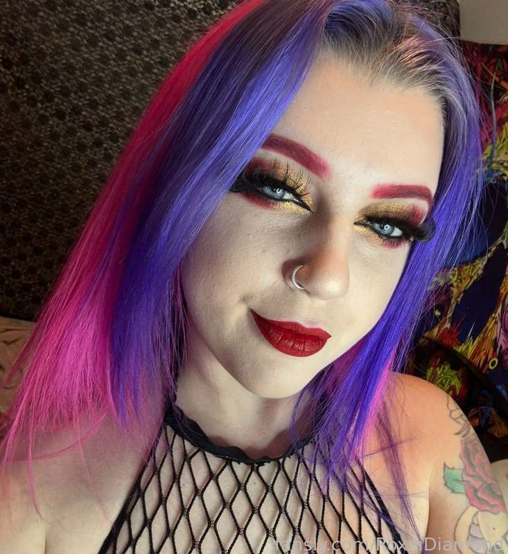 Roxxidiamond - Fansly - 13 Feb, 2025
