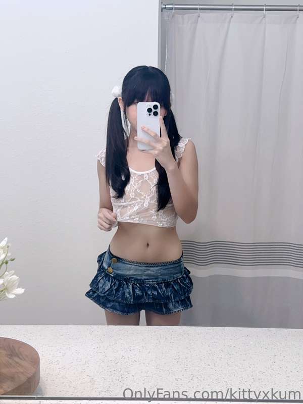 this might be my favorite outfit for the summer season :P
──.. 9